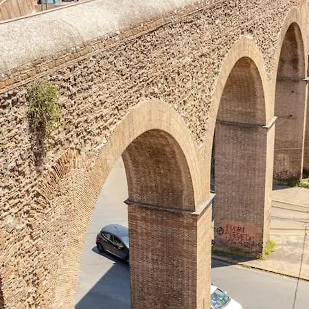 Porta Maggiore Cozy